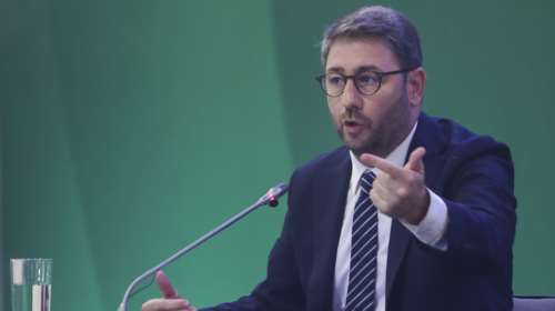 Ανδρουλάκης στο TheTOC για τις υποκλοπές: Δεν καλώ τους βουλευτές της ΝΔ σε αποστασία κατά του Μητσοτάκη