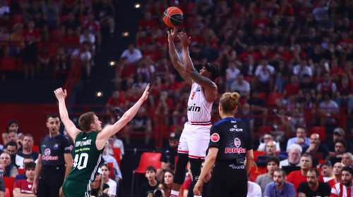 Ολυμπιακός-Παναθηναϊκός 92-86: Ένα βήμα μακριά από τον τίτλο οι Πειραιώτες- Επεισοδιακό φινάλε [βίντεο]