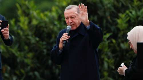 &quot;Bye bye Κεμάλ&quot; λέει ο νικητής των εκλογών Ερντογαν - Θριαμβευτική επανεκλογή με 52,1% έναντι 47,88% του Κιλιτσντάρογλου