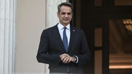 Πώς βλέπει η Αθήνα τις εξελίξεις στη Μέση Ανατολή και το "κραχ" στα χρηματιστήρια - Φόβοι για νέα ενεργειακή κρίση