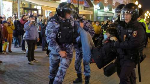 &quot;Δεν θέλω να πεθάνω για τον Πούτιν&quot;: Στους δρόμους οι Ρώσοι για την επιστράτευση - Πάνω από 1.000 συλλήψεις