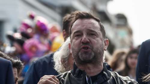 Νίκος Πλακιάς για μεγαλειώδεις συγκεντρώσεις: Αν μας βλέπουν από ψηλά και οι 57 ψυχές γαλήνεψαν [βίντεο]