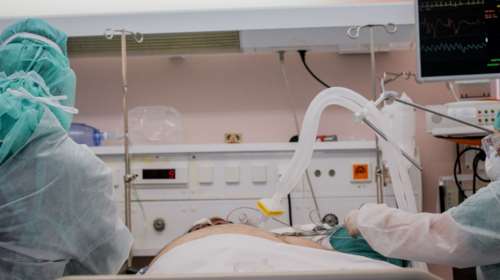 Κορονοϊός - Μαύρη Πέμπτη: Έντεκα άνθρωποι χάθηκαν μέσα σε λίγες ώρες - Ανησυχία για την αύξηση των νεκρών στην Ελλάδα