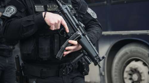 Συνελήφθησαν 2 Τούρκοι στον Πόρο - Παρακολουθούσαν με drone στρατιωτικές εγκαταστάσεις