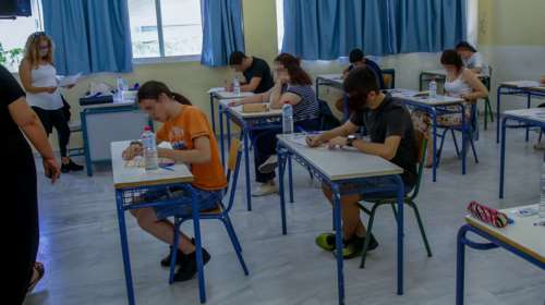 Πανελλαδικές 2020: Αυτά είναι τα θέματα και οι πρώτες απαντήσεις Αρχαίων Ελληνικών και Μαθηματικών