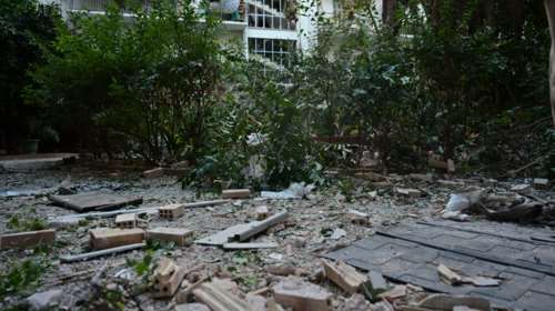 Αμπελόκηποι: Σήμερα στο νοσοκομείο η απολογία της 32χρονης που ήταν στο διαμέρισμα όταν εξερράγη η βόμβα