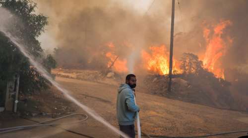 Φωτιές: Νέα αναζωπύρωση στην Εύβοια, ήχησε πάλι το 112  - Ενεργά μέτωπα σε Μεσσηνία και Κύθηρα