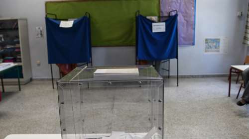 Δημοσκόπηση MRB: Ποιος μπορεί να ενώσει την Κεντροαριστερά - &quot;Οχι&quot; σε πιθανό νέο κόμμα υπό τον Τσίπρα και υπό τον Σαμαρά