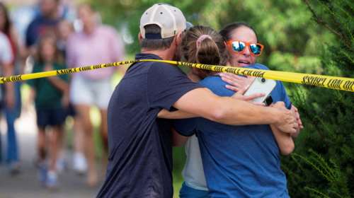 Πυροβολισμοί σε καθολικό σχολείο στη Μινεσότα: Νεκρά δύο παιδιά 8 και 10 ετών - Αυτοκτόνησε ο δράστης