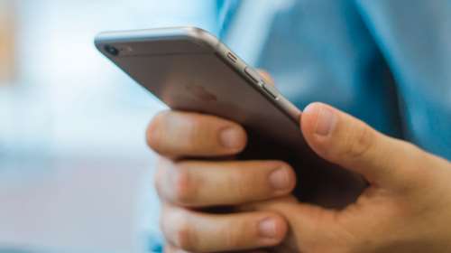 Υποκλοπές: Δικαστική συνδρομή από τις ΗΠΑ για το Predator ζητούν οι εισαγγελείς - Για τα ύποπτα SMS