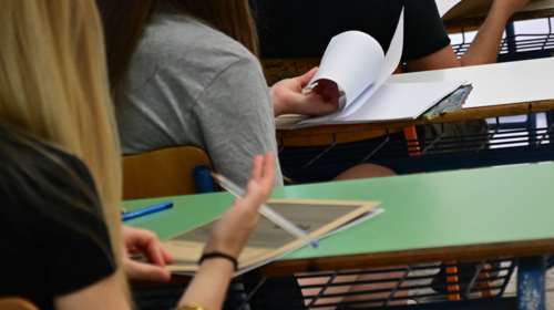 Πανελλαδικές 2024: Συνέχεια σήμερα με Αρχαία, Μαθηματικά και Βιολογία - Τι ώρα θα μάθουμε τα θέματα