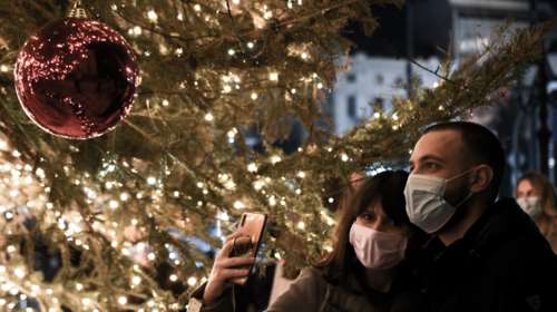 Δραματική έκκληση των ειδικών: &quot;Να μη γίνουν τα Χριστούγεννα τραγωδία - Ξεχάστε τα ρεβεγιόν&quot;