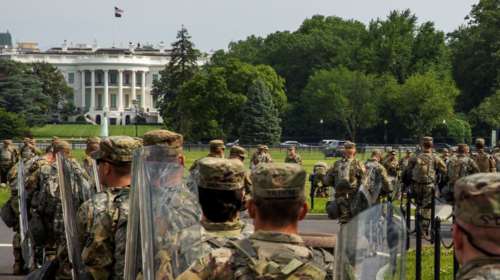 Ουάσινγκτον: Σήμερα η μεγαλύτερη διαδήλωση - Αποκλεισμένο το κέντρο της πόλης και ο Λευκός Οίκος