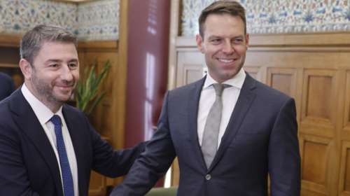 Δημοσκόπηση Marc: Μεγάλη άνοδος για το ΠΑΣΟΚ, όμως &quot;δεν μπορεί να νικήσει τη ΝΔ&quot; - Σαρώνει ο Κασσελάκης για πρόεδρος του ΣΥΡΙΖΑ