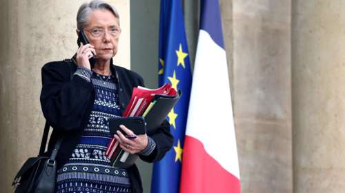 Ανασχηματισμός στη Γαλλία: Παραιτήθηκε η πρωθυπουργός Ελιζαμπέτ Μπορν