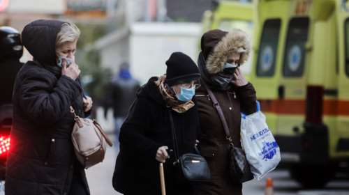 &quot;Καμπανάκι&quot; Τζανάκη για την γρίπη: Αναμένουμε πάνω από 300.000 κρούσματα την εβδομάδα - &quot;Βουλιάζουν&quot; τα νοσοκομεία