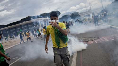 Βραζιλία: Τσουνάμι διεθνών αντιδράσεων μετά την εισβολή των Μπολσοναριστών σε κυβερνητικά κτίρια - Καθολική στήριξη σε Λούλα