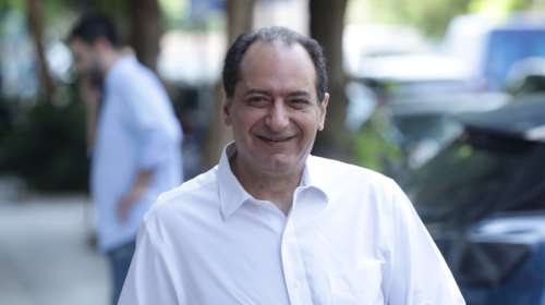 Σπίρτζης: ΣΥΡΙΖΑ και ΠΑΣΟΚ με ενιαίο ψηφοδέλτιο στις ευρωεκλογές - Με σήμα τον... κόκκινο ήλιο με 9 ακτίνες