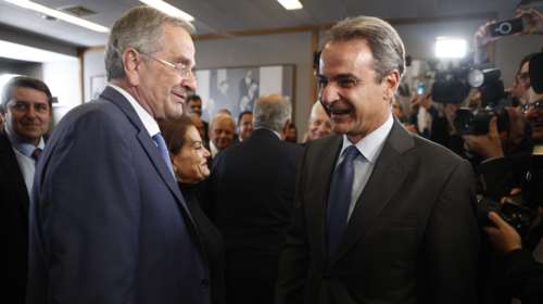 Νέα παρέμβαση Σαμαρά: "Η διαγραφή μου ήταν προαποφασισμένη" - Δεν απάντησε αν θα κάνει δικό του κόμμα