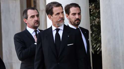 Τραγωδία στα Τέμπη: Συντετριμμένος μπροστά στον ανείπωτο πόνο των γονιών- Η συλλυπητήρια ανάρτηση του Παύλου Γλύξμπουργκ