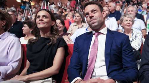 Σε δόσεις η διάλυση του ΣΥΡΙΖΑ: Η παρέμβαση Αχτσιόγλου και η &quot;προστατευμένη&quot; συνεδρίαση του Εκτελεστικού Γραφείου