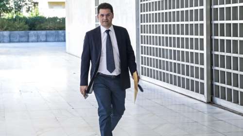 Δίκη υποκλοπών - Κουκάκης: Οι στόχοι παρακολουθήθηκαν πρώτα από την ΕΥΠ και μετά από το Predator