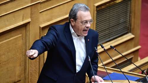 Φάμελλος για Άγνωστο Στρατιώτη: &quot;Αντισυνταγματική και ντροπιαστική η τροπολογία - Ρεντίκολο η κυβέρνηση&quot;