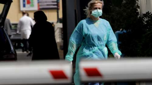 "Τα άτυπα συμπτώματα μπορεί να δείχνουν κρυφούς φορείς του κορονοϊού", προειδοποιεί καθηγητής του ΕΚΠΑ