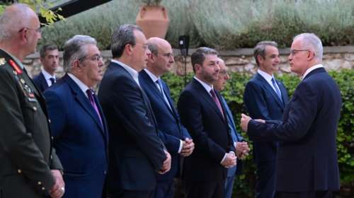 Η αμηχανία στο Προεδρικό, οι αιχμές για Σκέρτσο και στο βάθος οι δικογραφίες ΟΠΕΚΕΠΕ - Τεμπών