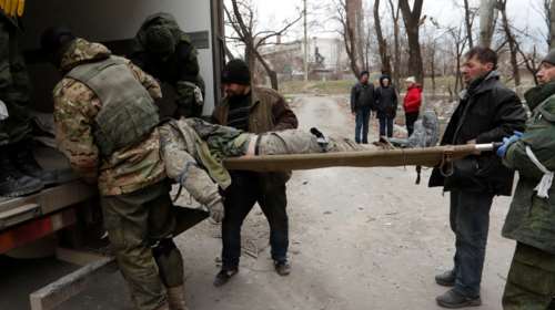 Ανταποκριτής BBC: &quot;Εντολή του Κρεμλίνου να καθαριστούν τα πτώματα από τη Μαριούπολη για την παρέλαση της 9ης Μαΐου&quot;