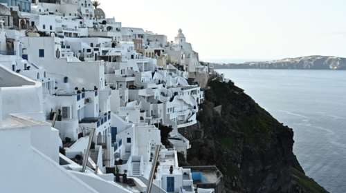 Κυκλάδες: Συνεχίζει να σείεται η γη - Νέοι σεισμοί πάνω από 4 Ρίχτερ σε μία ώρα - Λέκκας: Αποκλείουμε &quot;ξύπνημα&quot; του ηφαιστείου