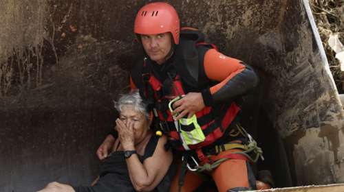 Ανείπωτη τραγωδία στην Εύβοια: Μεγαλώνει η λίστα του θανάτου - Στους επτά οι νεκροί - Καρέ - καρέ η βιβλική καταστροφή  [Εικόνες-Βίντεο]