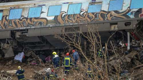 Τέμπη: Θέμα ωρών οι νέες διώξεις και για άλλα πρόσωπα της τραγωδίας - Ποιοι μπαίνουν στο κάδρο μετά τον σταθμάρχη