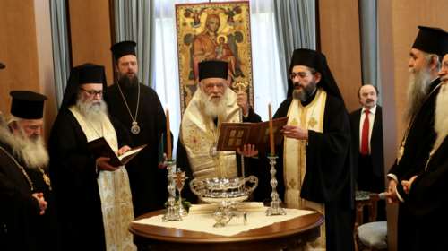 Ο κορονοϊός βάζει τέλος στη λειτουργία των εκκλησιών -Αποφασίζει σήμερα η Ιερά Σύνοδος