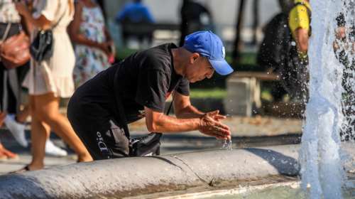 Καύσωνας Κλέων: 9 εκατ. πολίτες βίωσαν θερμοκρασίες 39-45 βαθμούς - Ποιες περιοχές της χώρας &quot;έλιωσαν&quot; από τη ζέστη