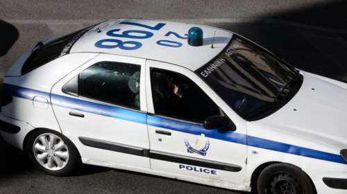 Θρίλερ στη Σαλαμίνα: Νεκρή με εκδορές 77χρονη μέσα στο σπίτι της - Ανακρίνεται ο 57χρονος γιος της