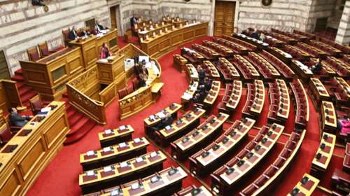 Μέσα από τις ….κάλπες περνάει η συνταγματική αναθεώρηση - Τα "όχι" στην κυβέρνηση και ο αντιπερισπασμός