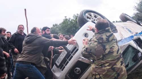 Με βαρύ ποινικό παρελθόν οι Κρητικοί αγρότες που συμμετείχαν στα επεισόδια: Ταυτοποιήθηκαν 25 άτομα για κακουργήματα