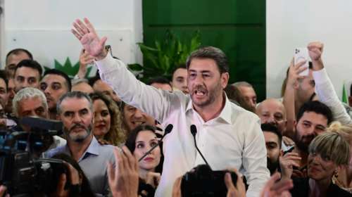 Δημοσκόπηση Metron Analysis: &quot;Άλμα&quot; στο 19,8% για το ΠΑΣΟΚ - Πιο δημοφιλής πολιτικός ο Νίκος Ανδρουλάκης