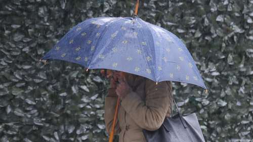 Ερχεται επικίνδυνη κακοκαιρία από Τετάρτη: Ισχυρές καταιγίδες, πυκνές χιονοπτώσεις και θυελλώδεις άνεμοι