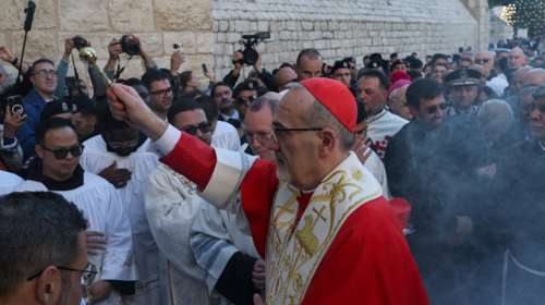 Τα Χριστούγεννα επέστρεψαν στην Παλαιστίνη: Η Βηθλεέμ γιορτάζει ξανά τη γέννηση του Χριστού [εικόνες]
