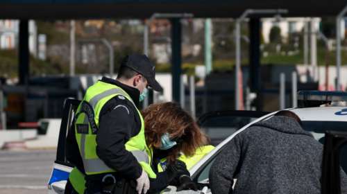 Ο γρίφος με το Πάσχα στο χωριό: Σενάριο για μετακινήσεις εκτός νομού με έλεγχο self test στα διόδια