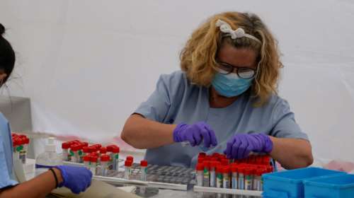 Συναγερμός στην Καβάλα: 24 νέα κρούσματα κορονοϊού σε εργαζόμενους εργοστασίου εντόπισε ο ΕΟΔΥ