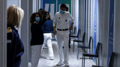 Κορονοϊός: Κανένα πρόβλημα με την 2η δόση του εμβολίου της AstraZeneca - Γιατί η Κομισιόν διακόπτει τις παραγγελίες