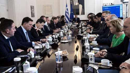 Υποκλοπές: Νέα λίστα με υπουργούς και... εστιάτορες - Τα σενάρια πρόωρων εκλογών