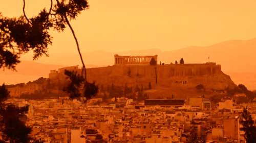 Χαλάει ο καιρός: Επανέρχεται η αφρικανική σκόνη με βροχές, καταιγίδες και πτώση της θερμοκρασίας