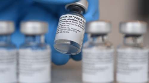 Κορονοϊός: Το εμβόλιο της Pfizer/BioNTech είναι αποτελεσματικό και κατά της μετάλλαξης του ιού