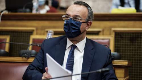 Σταϊκούρας: Τα πέντε μέτρα για να ενισχυθούν δανειολήπτες και τράπεζες - Μειώθηκαν στα 59 δισ. ευρώ τα κόκκινα δάνεια