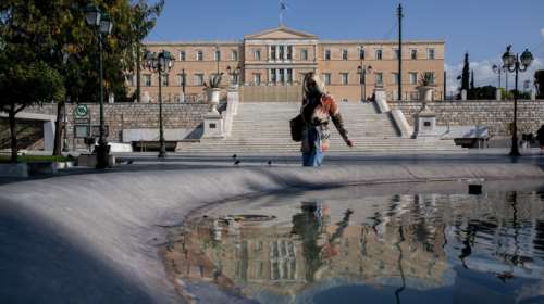 Νέα μέτρα στήριξης: Μόνιμη κατάργηση εισφοράς αλληλεγγύης, μείωση εισφορών, δωρεάν στέγη σε νέα ζευγάρια