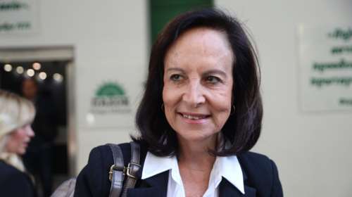 Σε άλλο μήκος κύματος από το ΠΑΣΟΚ η Διαμαντοπούλου για τα Τέμπη: &quot;Η κυβέρνηση δεν εγκαλείται ως ένοχη&quot;